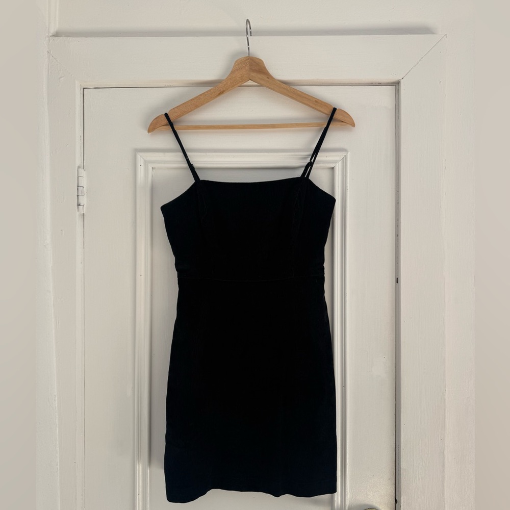 Wilfred Corduroy Mini Dress Size 0 Black Cami Slip Dress Fitted Aritzia